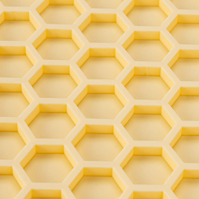 Yellow Honeycomb Lick Mat for Dogs & Cats (20x20cm) - Image 6