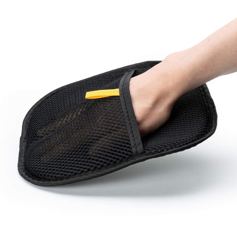 Reusable Pet Hair Removal Glove for Dogs & Cats - Image 4