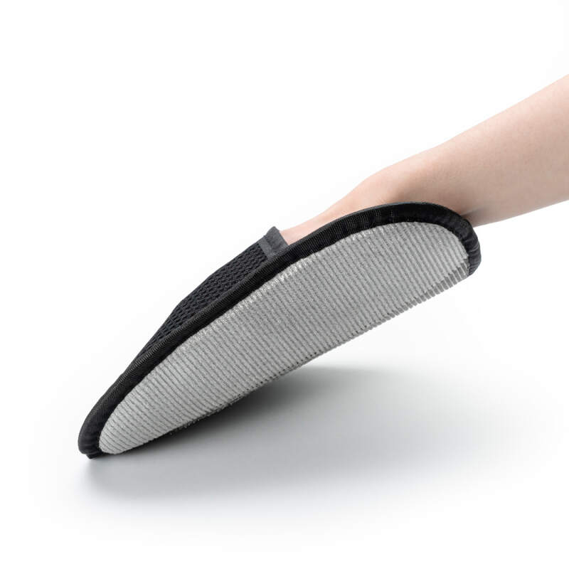 Reusable Pet Hair Removal Glove for Dogs & Cats - Image 5